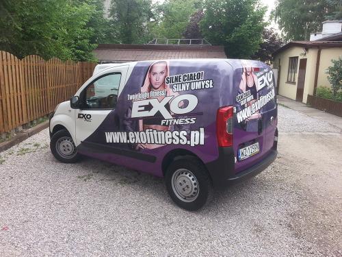 Exo fitness oklejanie folią auta dostawczego