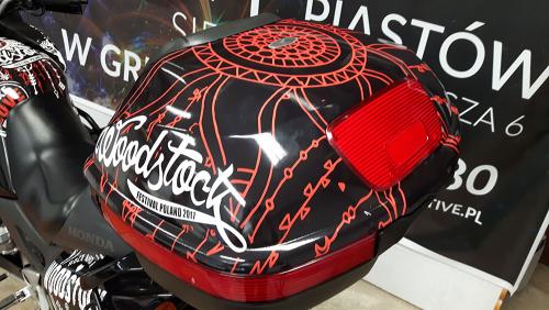Woodstock oklejanie folią motoru